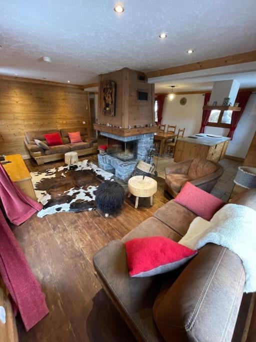 Chalet 6 Chambres A 3 Min Des Pistes Des 3 Vallees St Martin De Belleville Сен-Мартен-дьо-Белвил Екстериор снимка